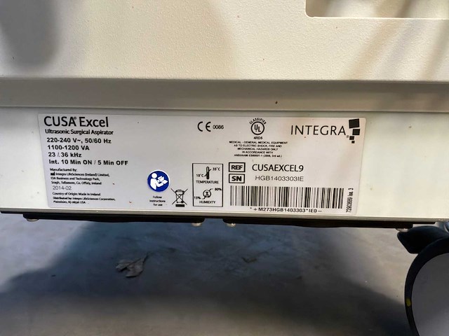 Integra lifesciences - cusa excel+ 9 - ultrasound machine - 2014 - afbeelding 2 van  14