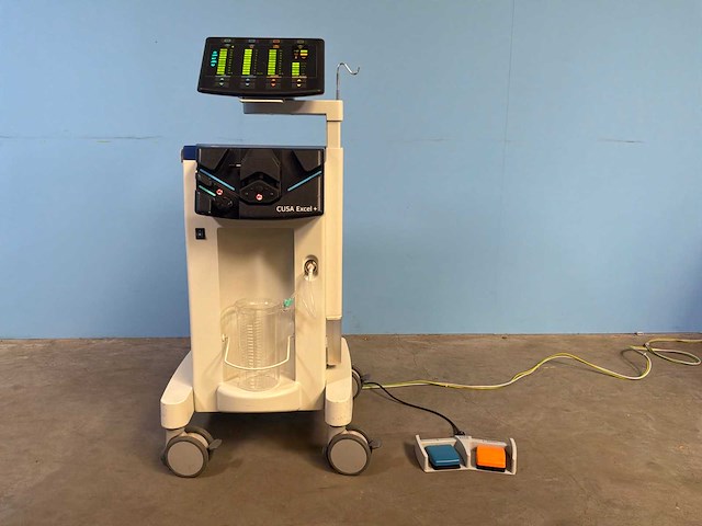 Integra lifesciences - cusa excel+ 9 - ultrasound machine - 2014 - afbeelding 7 van  14