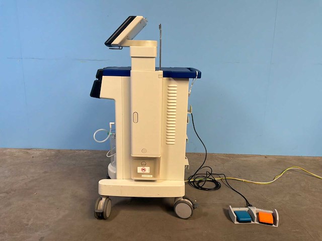 Integra lifesciences - cusa excel+ 9 - ultrasound machine - 2014 - afbeelding 12 van  14