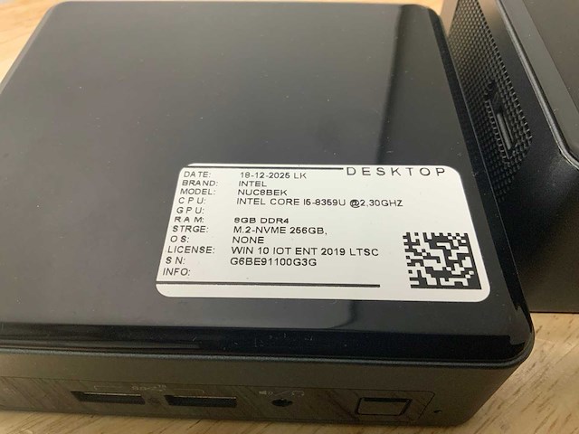 Intel - nuc 8bek & 8beh - desktop (2x) - afbeelding 3 van  8