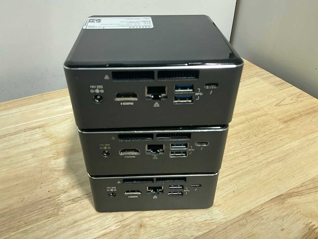 Intel - nuc7i7bnh(i7) - desktop (3x) - afbeelding 2 van  2