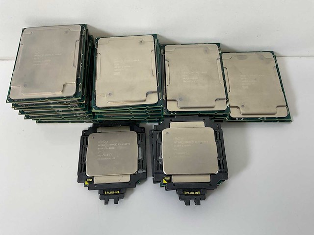 Intel mix model processor - check description (24x) - afbeelding 1 van  14