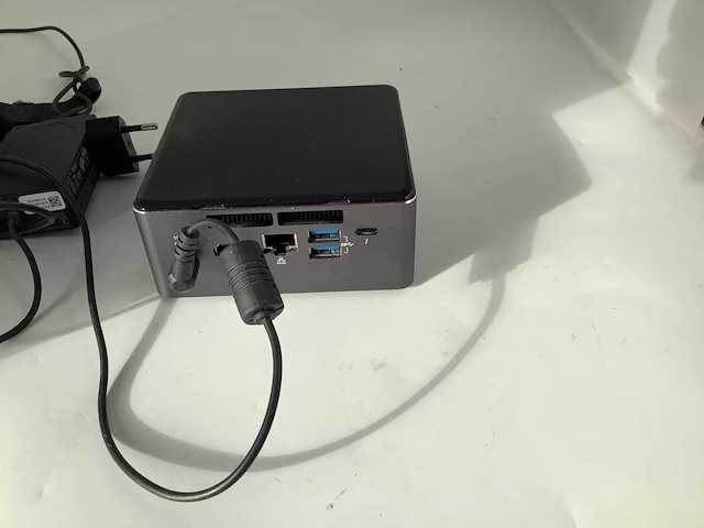 Intel nuc i5 boxnuc7ibnh 8gb 256gb desktop - afbeelding 6 van  8