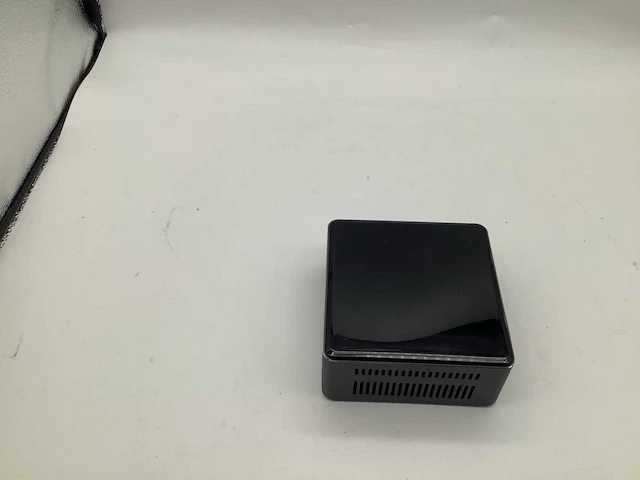Intel nuc nuc7i5bnh desktop - afbeelding 7 van  7