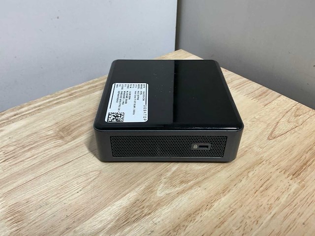 Intel nuc10i7fnk(i7) desktop - afbeelding 4 van  5