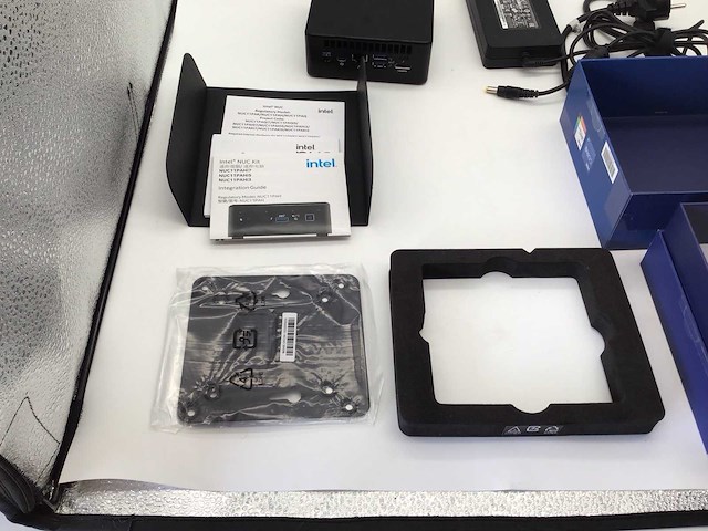 Intel nuc11pah - i7-1165g7 - 64gb mem - 1tb samsung 980 pro nvme ssd desktop - afbeelding 3 van  14