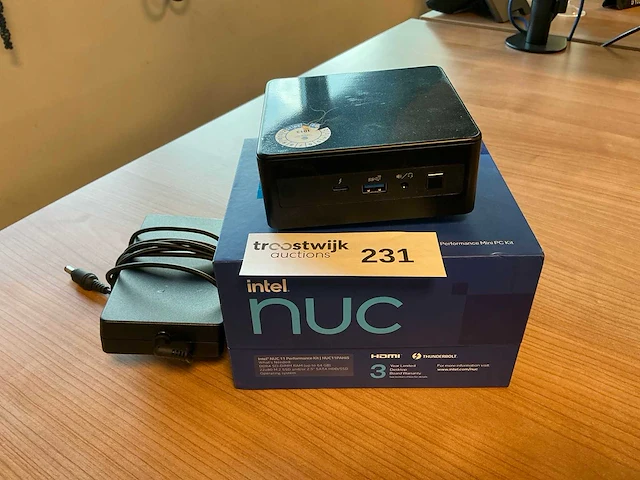 Intel nuc11pah desktop - afbeelding 1 van  4