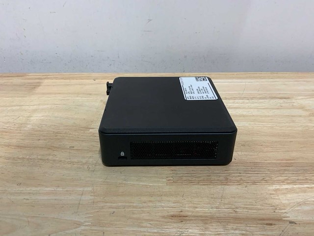 Intel sbnuc11tnki7000 desktop - afbeelding 2 van  5
