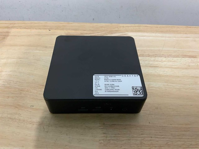 Intel swnuc12wski5000(i5-gen12) desktop - afbeelding 2 van  6