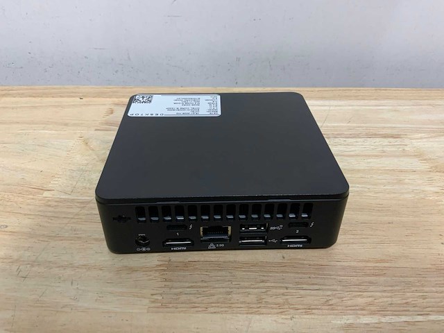 Intel swnuc12wski5000(i5-gen12) desktop - afbeelding 3 van  5