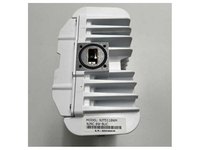 Intellian njrc 8w ku -band buc converter - njt5118nm - afbeelding 3 van  6