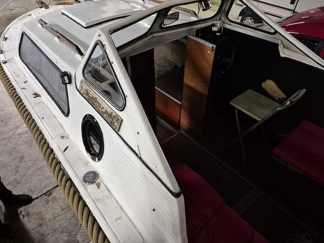 Inter 530 - console - sloep met trailer - afbeelding 10 van  28