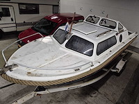 Inter 530 - console - sloep met trailer - afbeelding 12 van  28