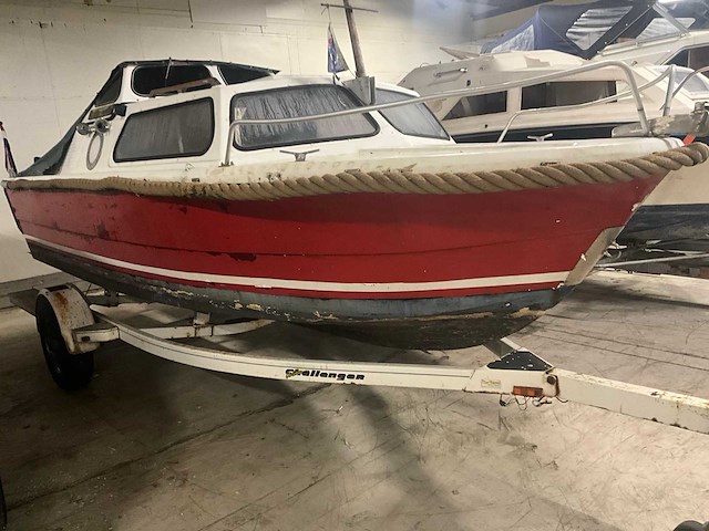 Inter 530 - console - sloep met trailer - afbeelding 23 van  28