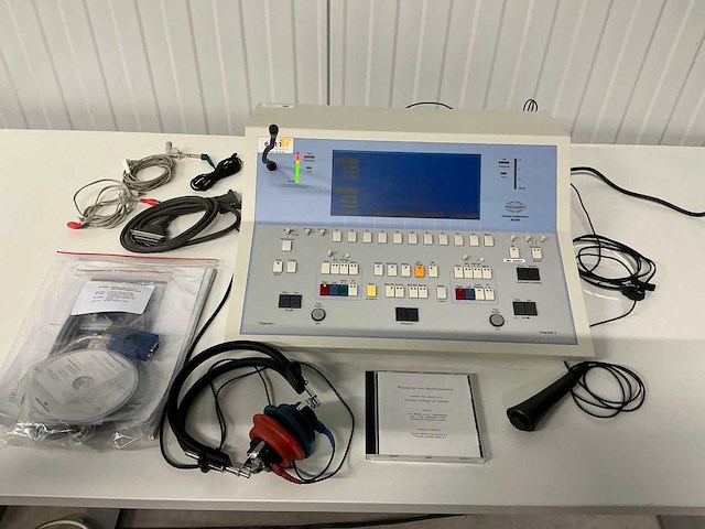 Interacoustics - 2010 - ac 40 - audiometer - afbeelding 1 van  6