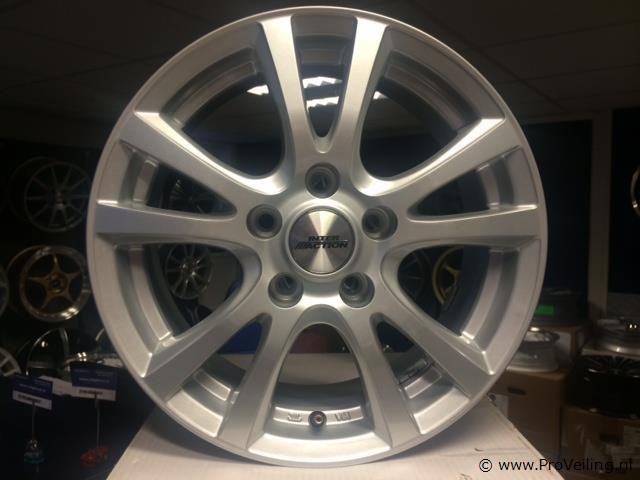 Interaction meteor aluminium velgenset - 5x110 6j et38 - afbeelding 1 van  1