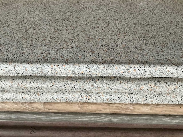 Interblad watervast multiplex keukenblad v.v hpl (high pressure laminate) circa: 60 meter - afbeelding 2 van  3