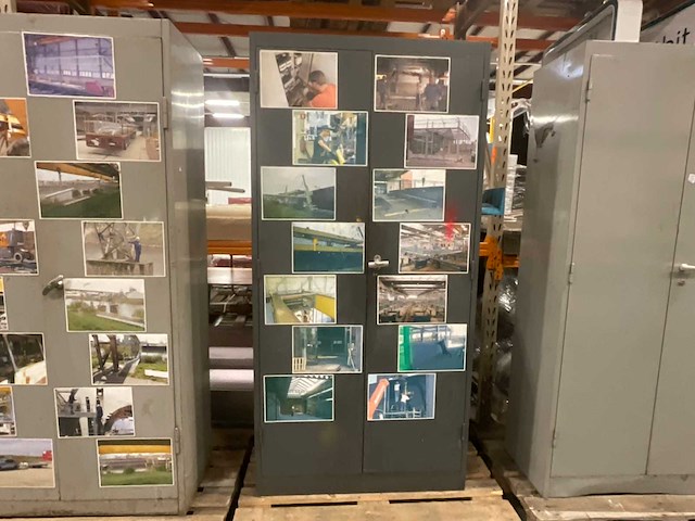 Interflon, griffon, rust-oleum, rolith kast met inhoud - afbeelding 2 van  5