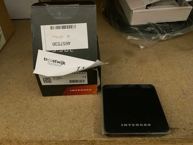 Intergas 4657536, 030034 bedieningspaneel touch - afbeelding 1 van  3