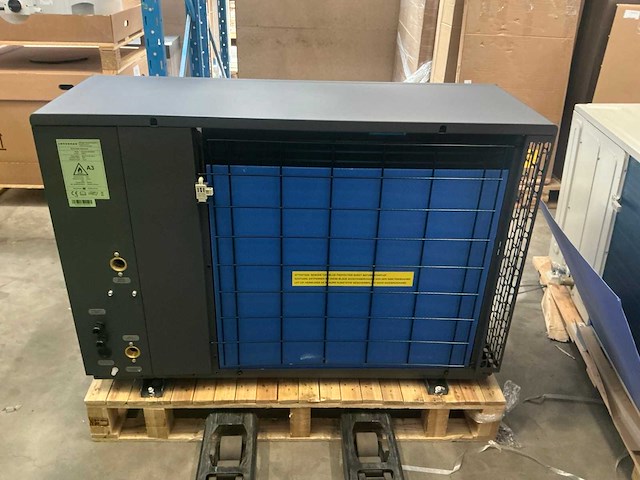 Intergas xceed all-electric warmtepomp buitenunit - afbeelding 3 van  5