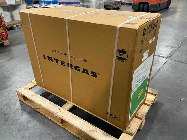 Intergas xtend warmtepomp buitenunit - afbeelding 2 van  7