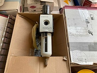 Interieurbouw en machine onderdelen - afbeelding 3 van  4