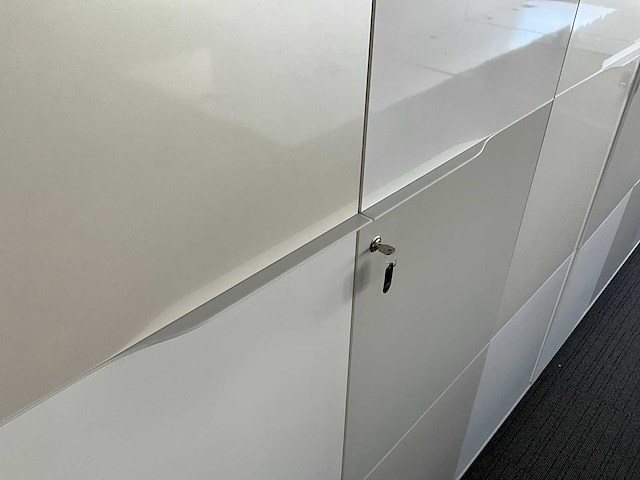 Interieurbouw lockerkast - 708x267x45 cm - afbeelding 14 van  17