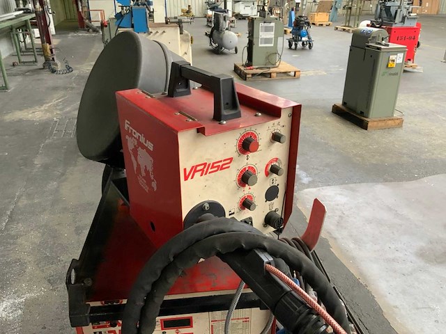 Interlas trans puls synergic vps 330 mig lasapparaat - afbeelding 4 van  7