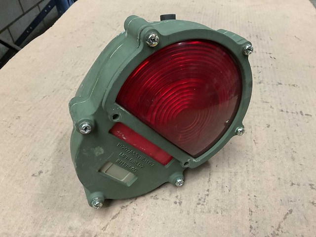 Interlog tail light - afbeelding 1 van  4