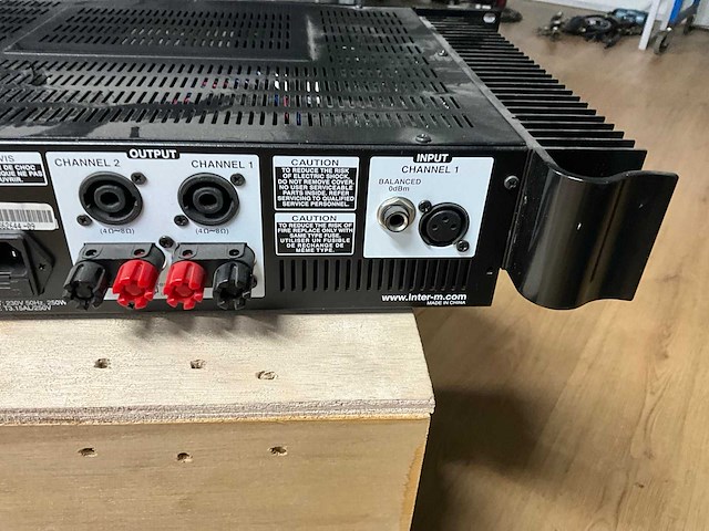 Interm rplus/300 versterker - afbeelding 6 van  6