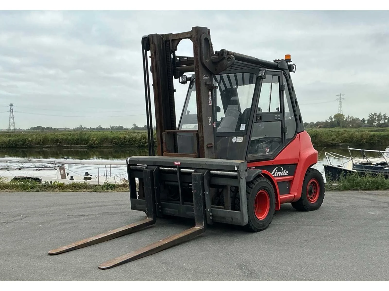 Intern transport, heftrucks en hoogwerkers