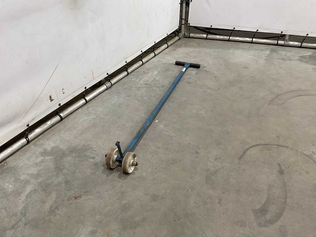 Intern transport middel - afbeelding 2 van  5