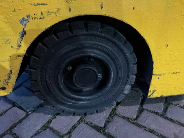 Intern transport tractor - afbeelding 6 van  15