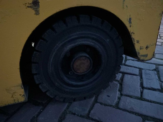 Intern transport tractor - afbeelding 7 van  15