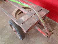 Intern transportmiddel op massieve banden - afbeelding 5 van  5
