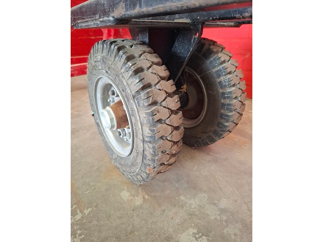 Intern transportmiddel - afbeelding 5 van  5