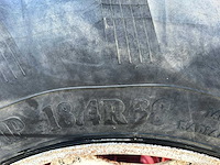 International - 1981 - 1255-a - vierwielaangedreven landbouwtractor - afbeelding 4 van  19