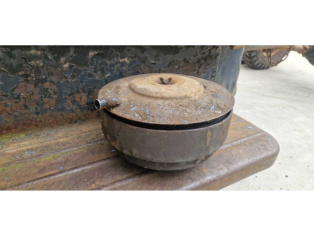 International - bullnose - chassis cabine vrachtwagen - oldtimer - afbeelding 13 van  21