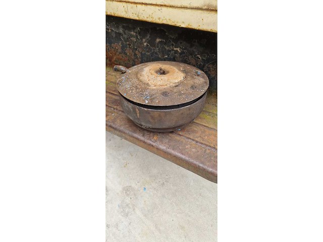 International - bullnose - chassis cabine vrachtwagen - oldtimer - afbeelding 14 van  21