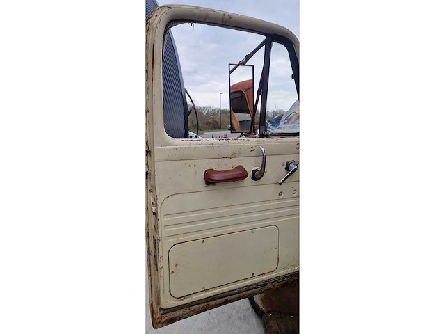 International - bullnose - chassis cabine vrachtwagen - oldtimer - afbeelding 21 van  21