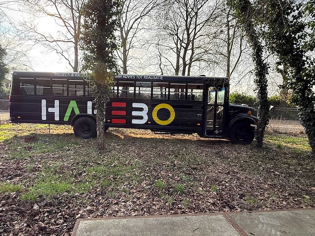 International - school bus - 3700 - wolfington body company - afbeelding 3 van  26