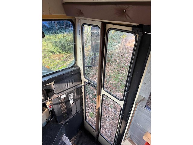 International - school bus - 3700 - wolfington body company - afbeelding 14 van  26