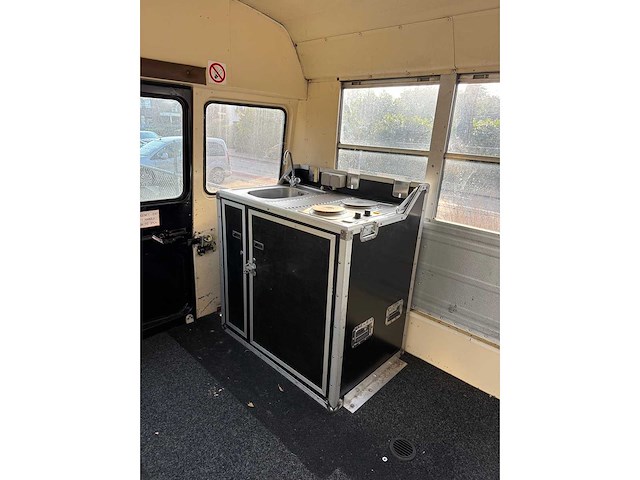 International - school bus - 3700 - wolfington body company - afbeelding 15 van  26