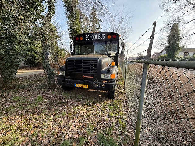 International - school bus - 3700 - wolfington body company - afbeelding 23 van  26