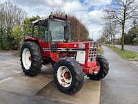 International 1246 4wd vierwielaangedreven landbouwtractor - afbeelding 10 van  17