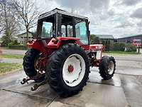 International 1246 4wd vierwielaangedreven landbouwtractor - afbeelding 11 van  17