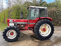 International 1246 4wd vierwielaangedreven landbouwtractor - afbeelding 13 van  17