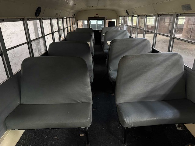 International 3700 schoolbus 188pk 1999, br-lh-18 - afbeelding 20 van  35