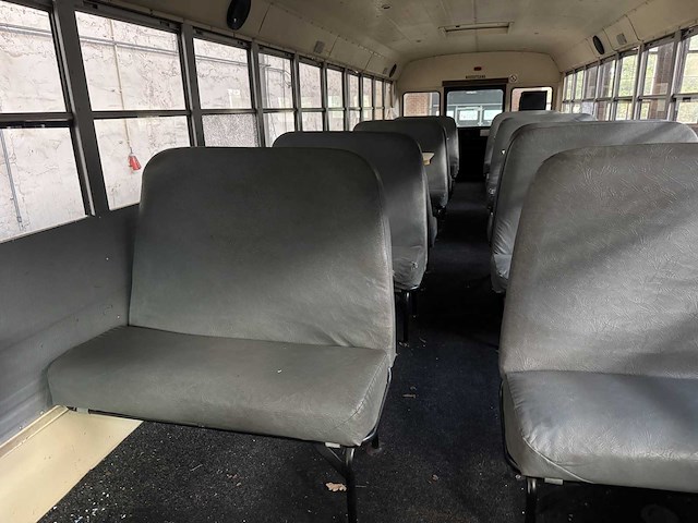 International 3700 schoolbus 188pk 1999, br-lh-18 - afbeelding 21 van  35