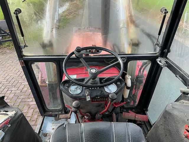 International 733 4x4 vierwielaangedreven landbouwtractor - afbeelding 6 van  25